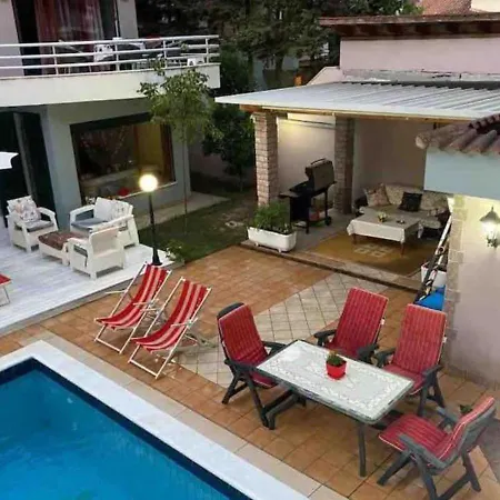 Luxury Near Sea With Private Pool וילה